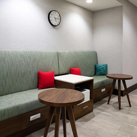 Hampton Inn & Suites Adrian, Mi Экстерьер фото