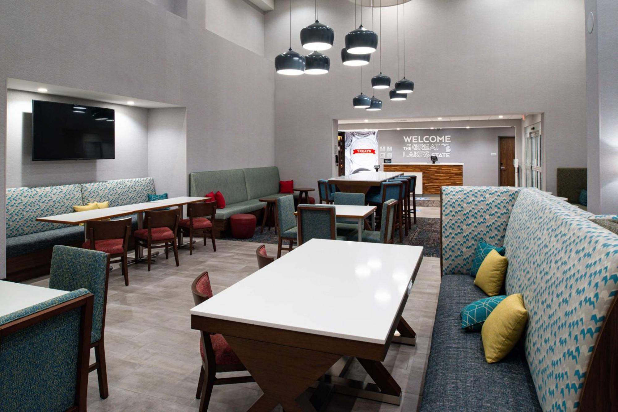 Hampton Inn & Suites Adrian, Mi Экстерьер фото